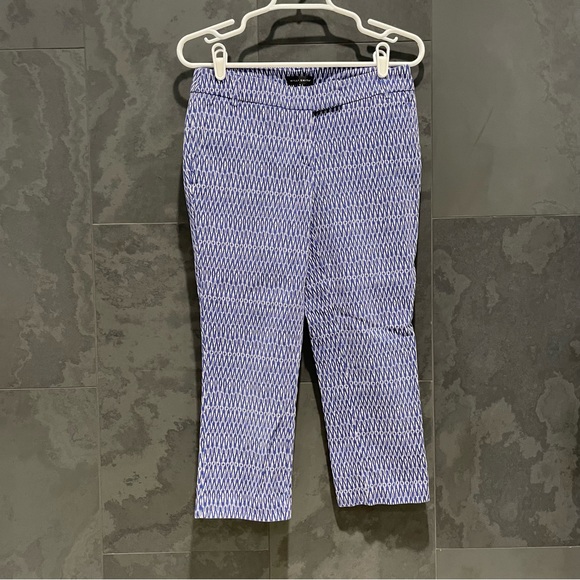 Cropped pants bundle - Picture 2 of 12